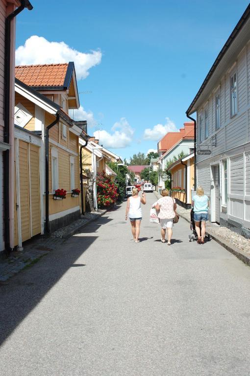 Röda Magasinet Mariefred Bagian luar foto